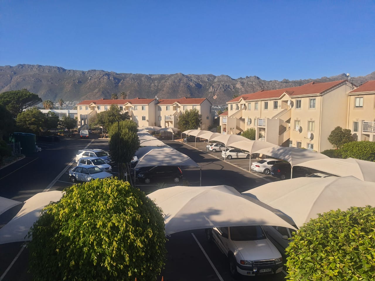 To Let 2 Bedroom Property for Rent in Gordons Bay Central Western Cape